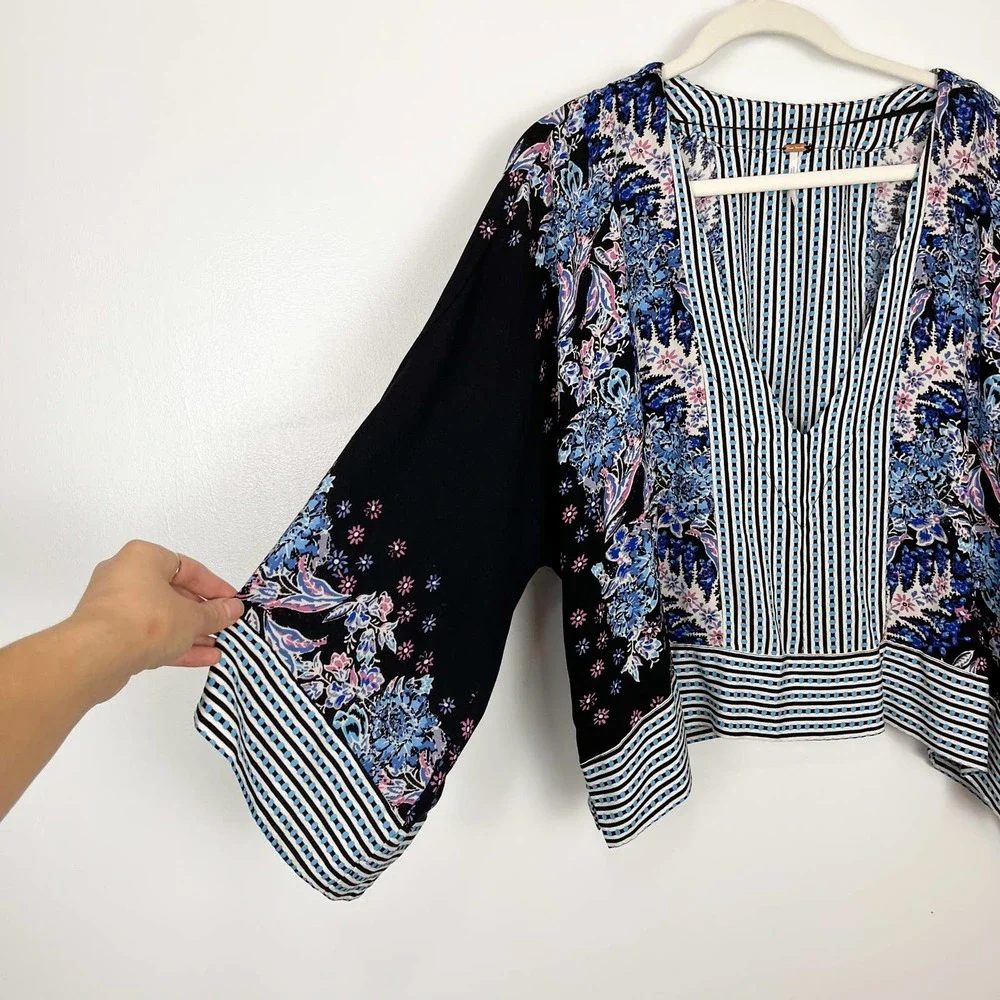 Free People Blue, Black, Purple Floral Stripe Mix N Match Blouse Top Size Medium - Picture 3 of 12